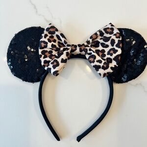 Disney Minnie Mouse sequin animal print ears